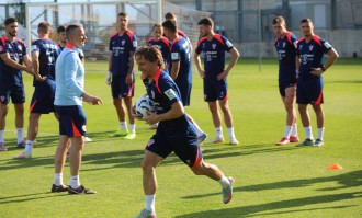 39岁魔笛官宣加盟AC米兰！莫德里奇告别皇马开启意甲传奇