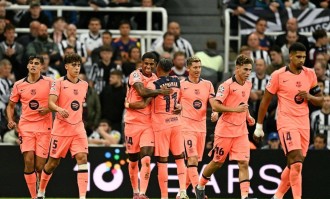 从曼联黯淡到巴萨耀眼！欧冠新星崛起，笑到最后？