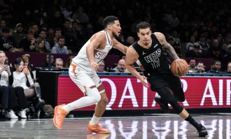 小波特23分布克24分狄龙27+5 篮网不敌太阳