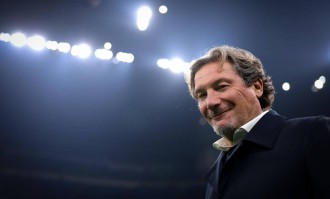 国米4-0大胜科莫，意甲积分榜领跑！明天那不勒斯与尤文的巅峰对决引人关注